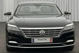 真正的“带字母大哥”！全新大众辉腾实车图曝光，气势媲美奥迪A8图片