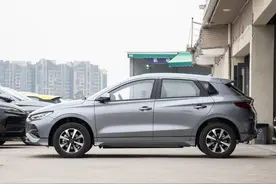 比亚迪的纯电动代步车，不足9万配5座，续航405km，性价比高吗？图片