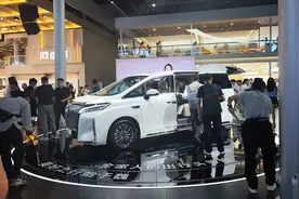 无关电动车，从爱买豪华车到没兴趣，成都人经历了什么？图片