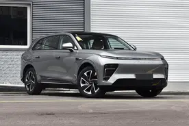 奇瑞终于放大招了，中大型混动SUV 18.98万元起，纯电续航200km图片