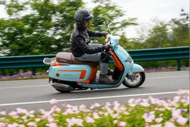 抄底万元级复古踏板，还有超低油耗—11980元雅典娜150评测报告图片