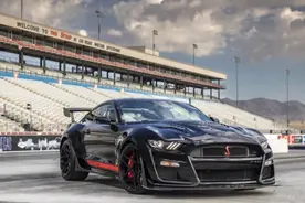 福特野马Shelby GT500 Code Red发布，搭载5.4T V8发动机+1000匹马力图片