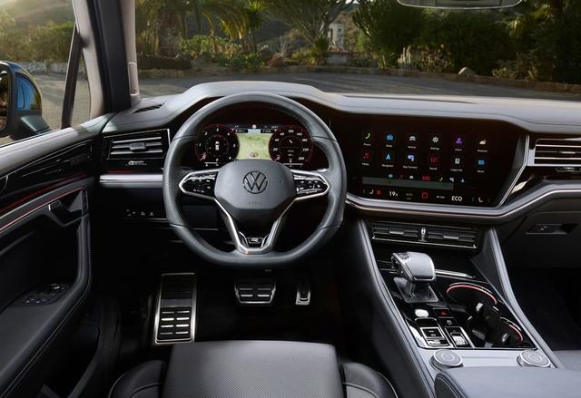 国内现款53.38万起售，大众新款途锐官图发布，有望明年引入