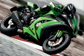 二轮考古学：川崎ZX-10R编年史6-大牛来了图片