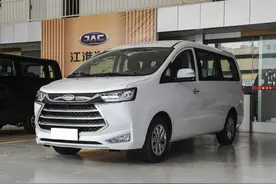 出厂自带改气，瑞风M4 CNG上市，搭载五菱柳机2.0升+天然气发动机图片