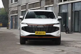 想买安全安静的SUV，不妨看看哈弗神兽，底盘稳、动力强、油耗低图片