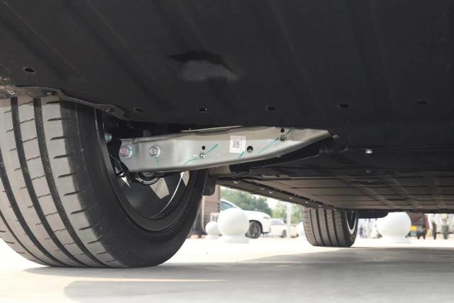 不到15万买激光雷达+800V快充+605km续航，怪不得卖这么好家用香