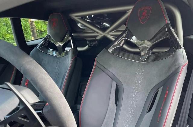 兰博基尼Huracan Sterrato，新款小牛越野版，自带冲沙拉力模式