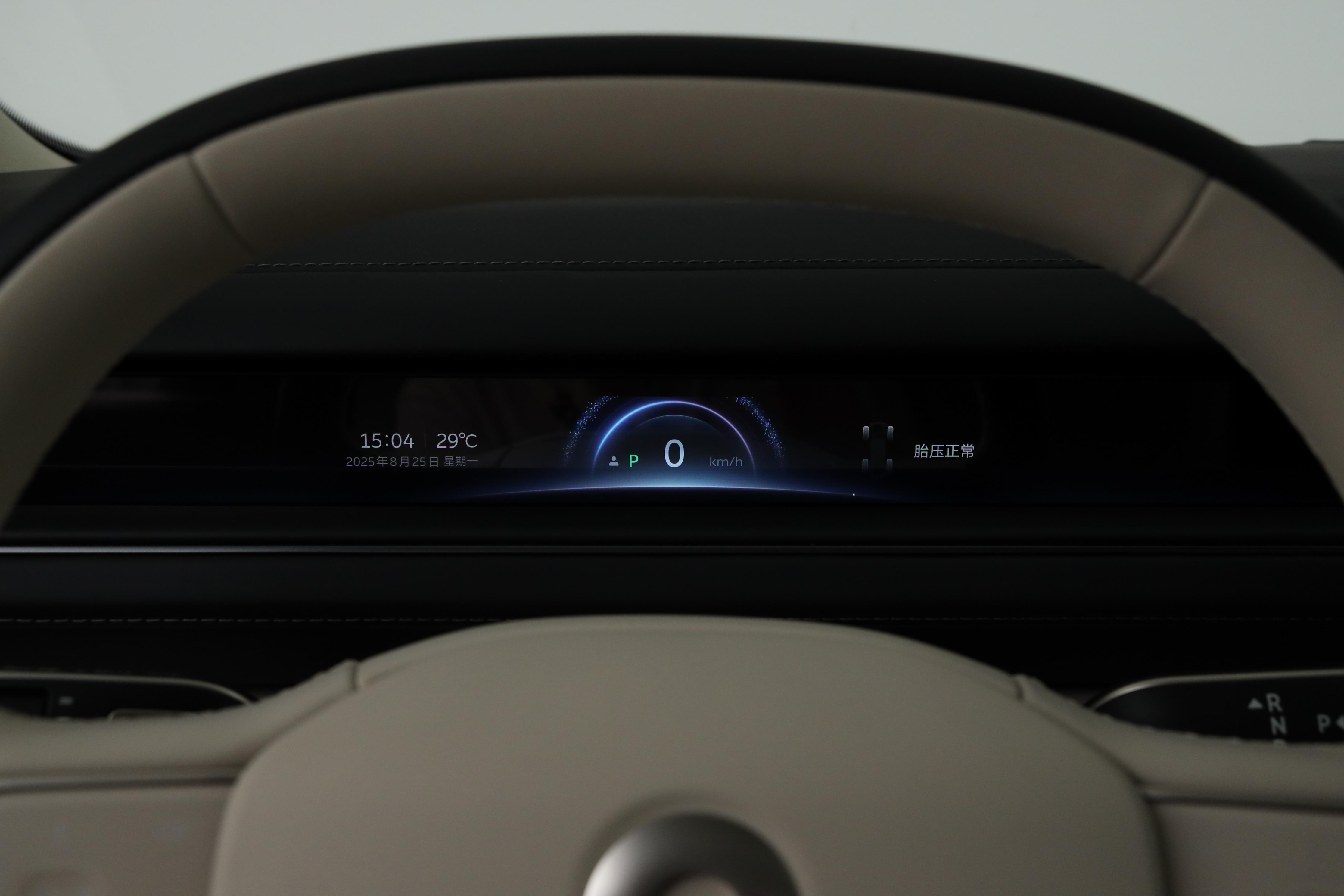 蔚来_蔚来ES8空间表现评测_蔚来ES8 2026款六座行政签名版试驾