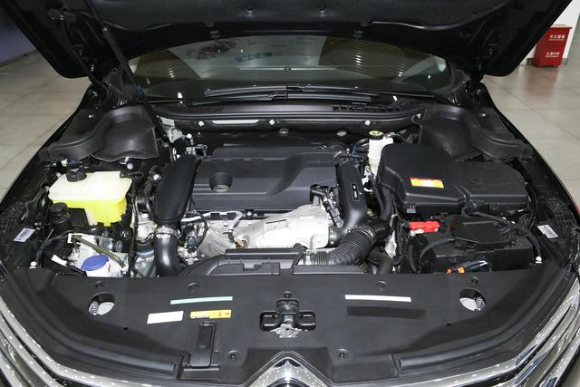 实测雪铁龙C6，拥有B+级的尺寸定位与超高的性价比车型代表