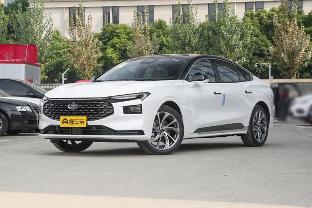 长安福特新款蒙迪欧亮相