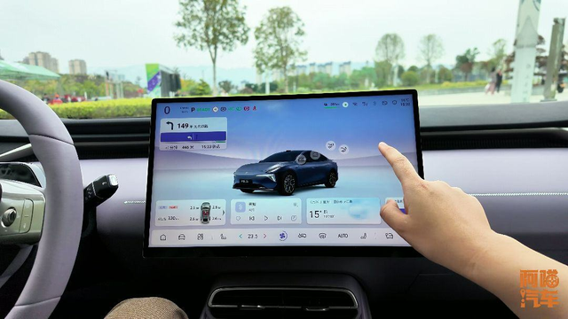 深蓝L06开起来咋样，法拉利同款磁流变悬架，真那么厉害吗