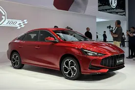 它太敢了！居然造了一台10万内的手动挡车图片