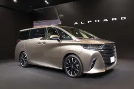 2024款丰田埃尔法，GA-K架构，车长被限制在5米内的原因图片