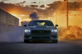 肌肉跑车Mustang更新至第七代，赛车及时跟进图片