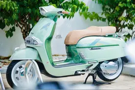 测评2024款维多利亚Sixties150Si+︱动力感受及制动表现全面升级图片