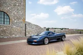 这可能是你从未知晓的捷豹跑车！XJR-15要价竟高达140万美元图片