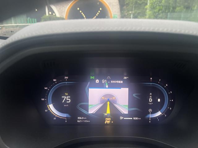沃尔沃XC60雨季自驾雁楠公路：安全欣赏风景与开车经验分享