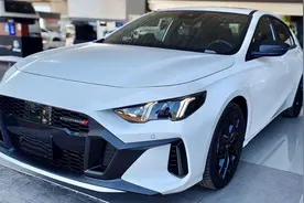 新车 | 传祺影豹换标版/1.5T动力/紧凑型车 新道奇Attitude实车到店图片