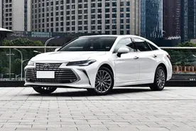 养一台丰田亚洲龙一年需要多少钱？月薪7k能养得起吗？图片