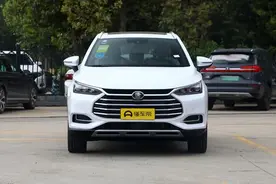 详解比亚迪唐，配置丰富，搭载2.0T发动机+6AT变速箱图片