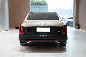 国产豪车终于发力！车长超5米3，4.0T V8+行政四座，对标迈巴赫S级图片