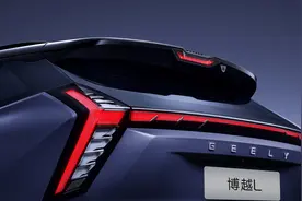 8155芯片+雷神混动 吉利博越L静态体验图片