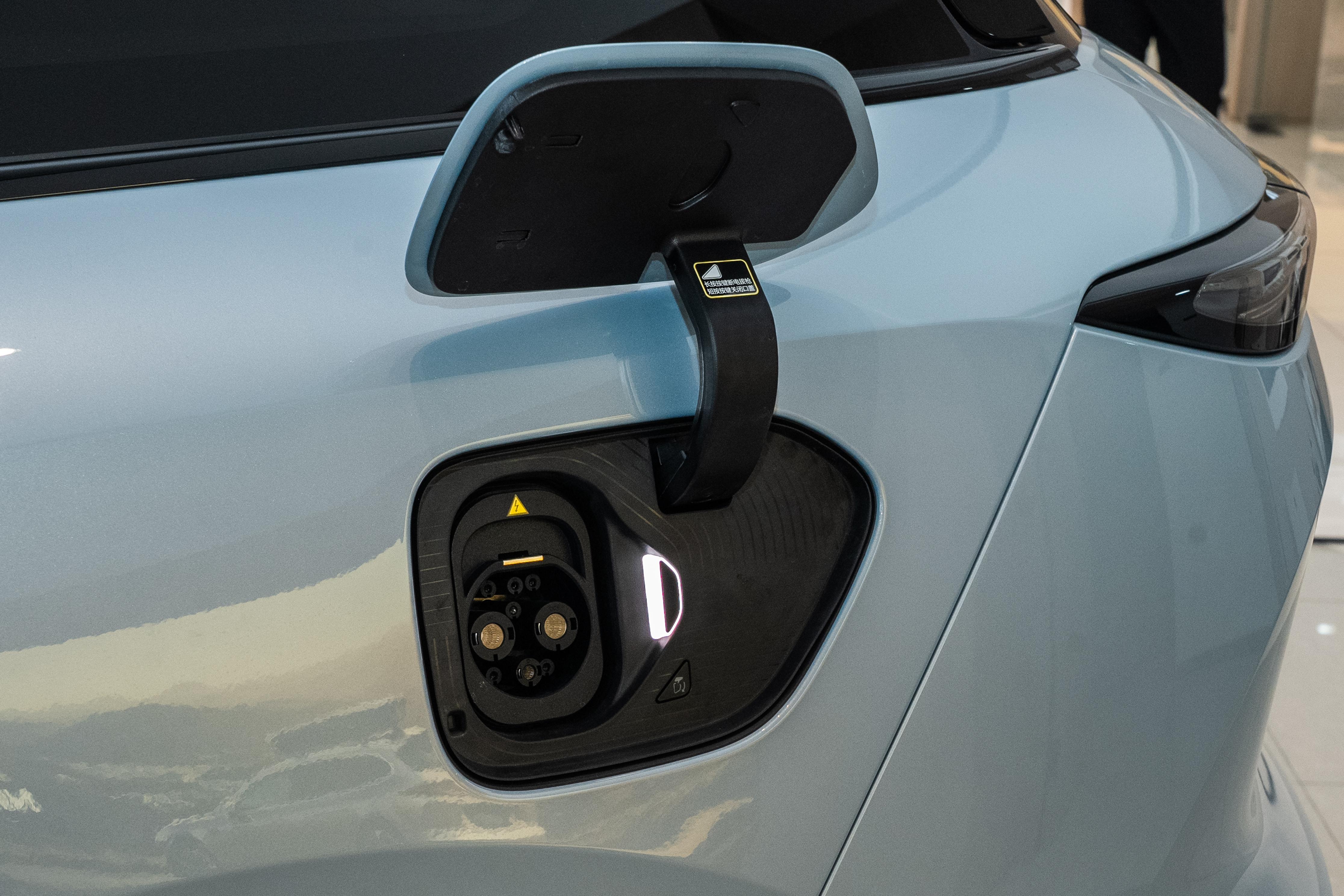 蔚来ES6 2025款 100kWh 续航 用户体验_蔚来ES6 智能系统 OTA升级 豪华SUV_蔚来