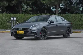 为啥越卖越差，现代索纳塔销量不佳，到底是谁的问题？图片