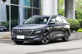 人民想要什么五菱就造什么，凯捷280T售12.58万，高价五菱卖给谁图片