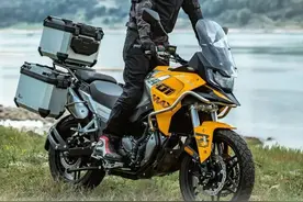 已经卷麻了！赛科龙RX401旅行版上市，售价28999！图片