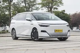 热门MPV大横评，小鹏X9、腾势D9、岚图梦想家、极氪009该如何选？图片