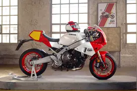 YAMAHA XSR900 GP 正式发布，性能与回忆的完美结合图片