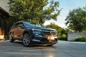 敢称SUV中的“MVP”，昂科旗凭何实力压过揽境一头图片