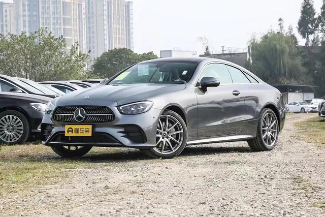 分析奔驰E级（进口）2023款 E 260 轿跑车购车费用和用车成本