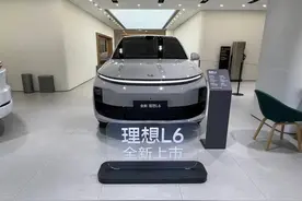 空间大、配置高，理想L6领衔，盘点3款20-30万级爆款国产家用SUV图片