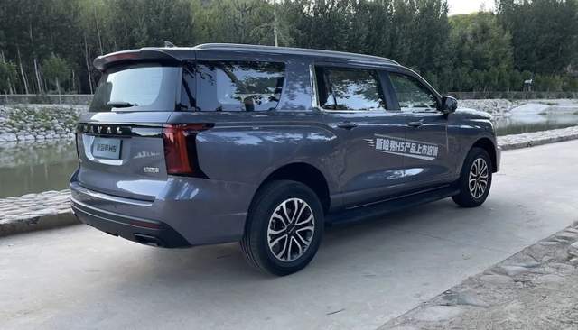 国产硬派全尺寸suv,2.0t 非承载车身,同级无对手?