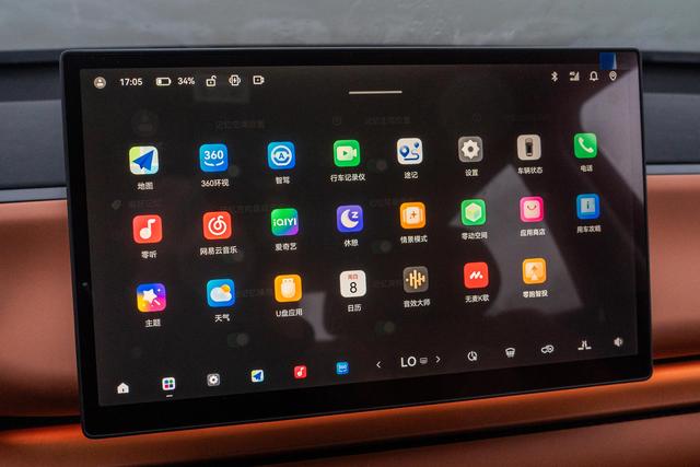 4000 元补贴 13 万级家用 SUV 零跑 C10 真实用车全解析