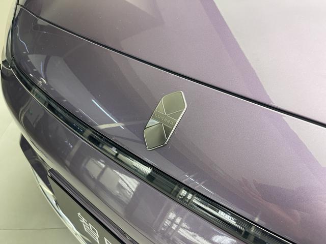 新款智界R7实拍
