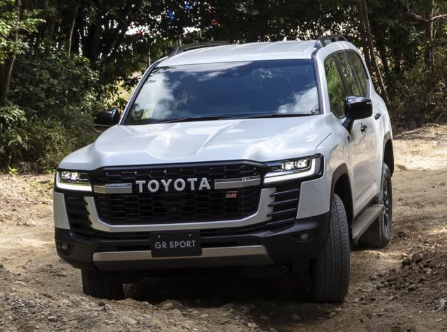 越野迷的尤物？搭载3.5T V6混动，丰田新一代普拉多年底亮相！