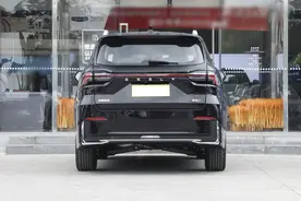 和汉兰达同级，却只卖11万多，车长4米9，2.0T+大六座，看啥途观L图片