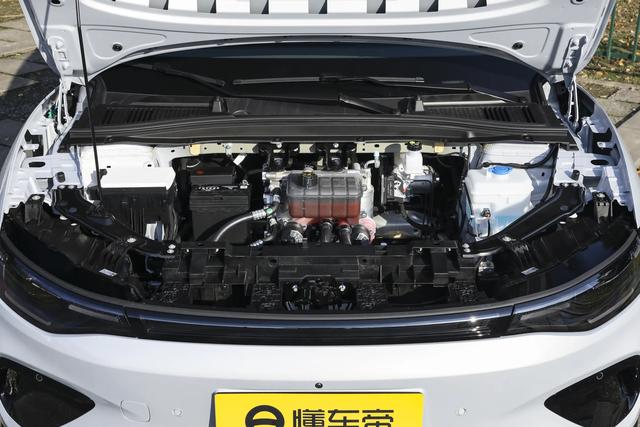 零跑Lafa5上市售9.78万元起