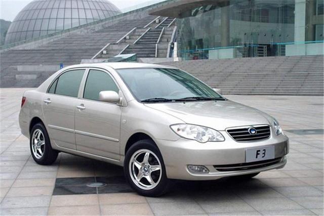 锚定硬派越野市场，售价或超100万元，比亚迪在“仰望”什么？