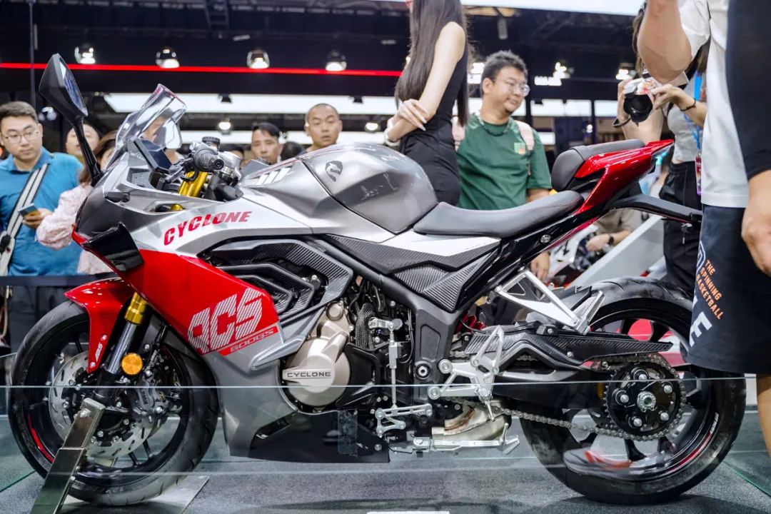 宗申这阵容太过庞大，四缸仿赛 RC680R 正式亮相！6684|小老婆汽機車資訊網