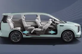 家用买SUV还是MPV？都是7座，那差距可大了图片