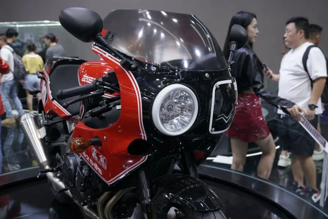 玩的就是年代感！柴特又双叒出复古车型，复古路上难回...5990|小老婆汽機車資訊網