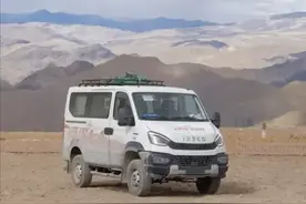 越野玩家福音 依维柯4×4全地形全时四驱越野车 及房车产品将发布！图片