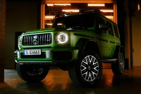 三把差速锁+593匹最大动力 AMG G63 4X4官图发布图片