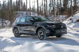 被埋没的大众途锐，配3.0T+8AT，优惠大也卖不动，输在哪里？图片