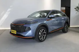 15万预算，时尚和稳重怎么选？哈弗神兽VS吉利星越L，谁更香？图片